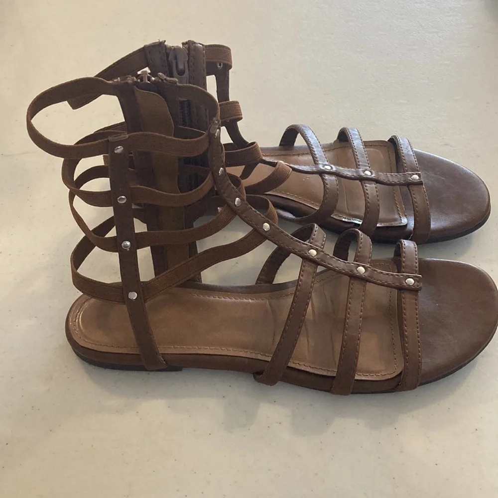 Stretchy Strap Ankle Sandals - Picture 4 of 10